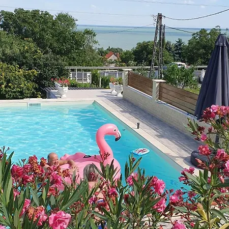 Annabella Apartmanhaz Balatongyörök