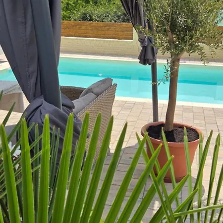 Annabella Apartmanhaz Balatongyorok